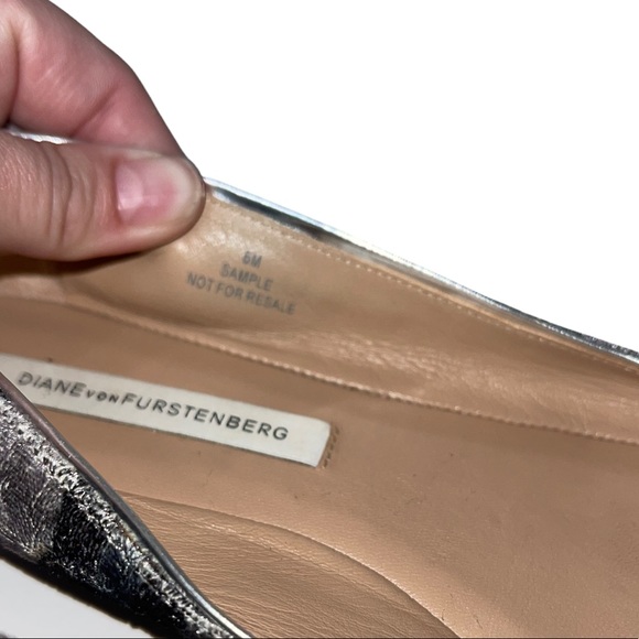 Diane Von Furstenberg Ballet Flats Size 6 Velvet Leopard Print Blue *Sample* - Picture 10 of 10